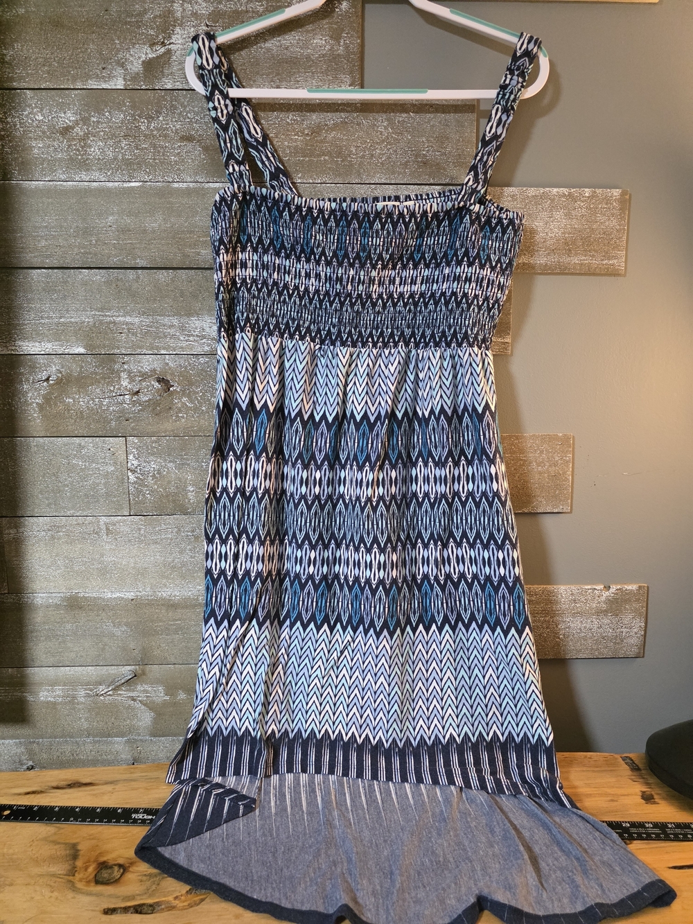 Versona Blue & White Patterned Smocked Midi Dress